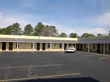 Budget Inn 4